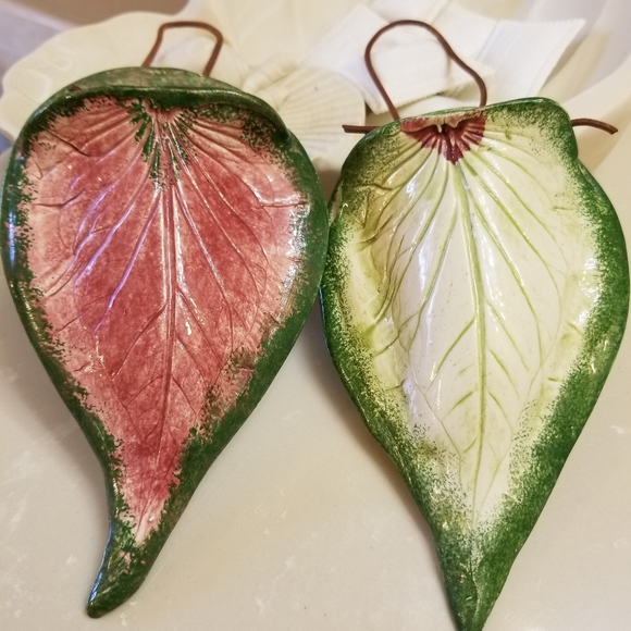 Caladium leaf wall hanging - Picture 3 of 5